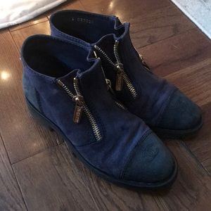 Black and blue CHANEL suede shoes